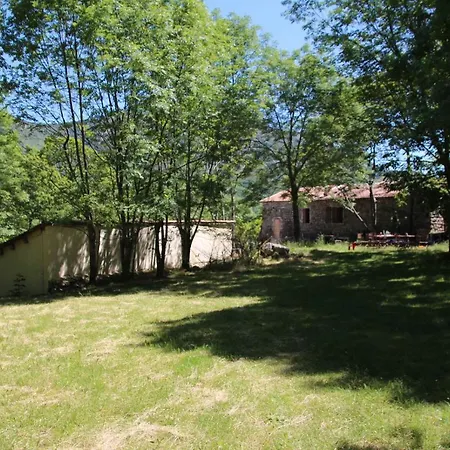 Aupres De Mon Arbre * Mayres (Ardeche)